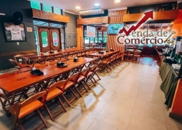 Bar noturno tradicional em Santos